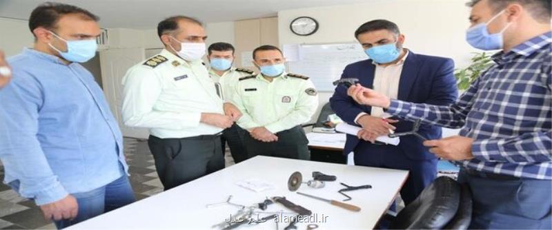 بازدید معاون نظارت بر ضابطین دادستانی تهران از بازداشتگاه های نیروی انتظامی