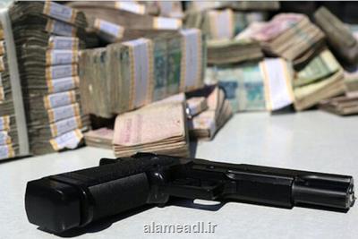 سارقین نباید حاشیه امن داشته باشند