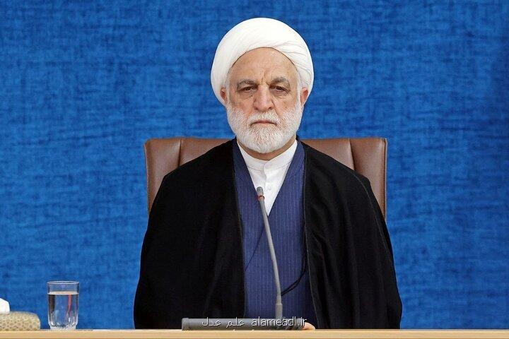ما مطلقا یک زندانی سیاسی نداریم