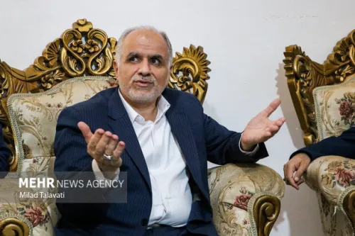 رویارویی با فساد مستلزم هوشمندی و انطباق با تحولات روز است