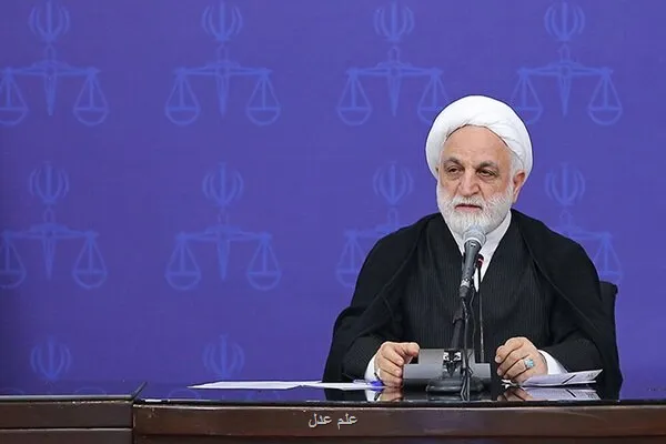 دوقطبی سازی در اجتماع همان خواست دشمن است