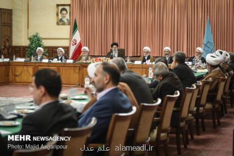 نباید ۷۰ درصد اقتصاد ما دولتی باشد
