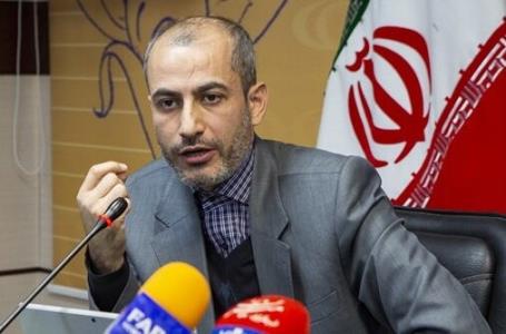 كانون وكلا و مركز وكلا مكلف به بارگذاری و تكمیل اطلاعات در ارتباط با پروانه وكالت شوند