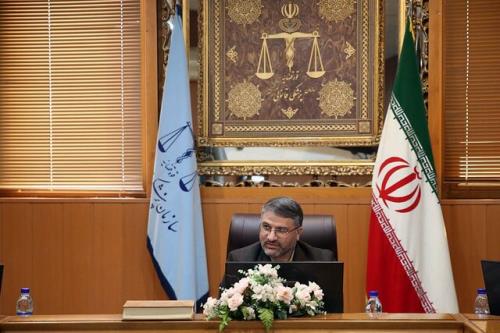 انگیزه كافی برای اشتغال در سازمان پزشكی قانونی وجود ندارد